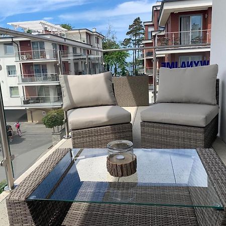 Apartament Nadmorski Z Basenem Klifowa Реваль Экстерьер фото