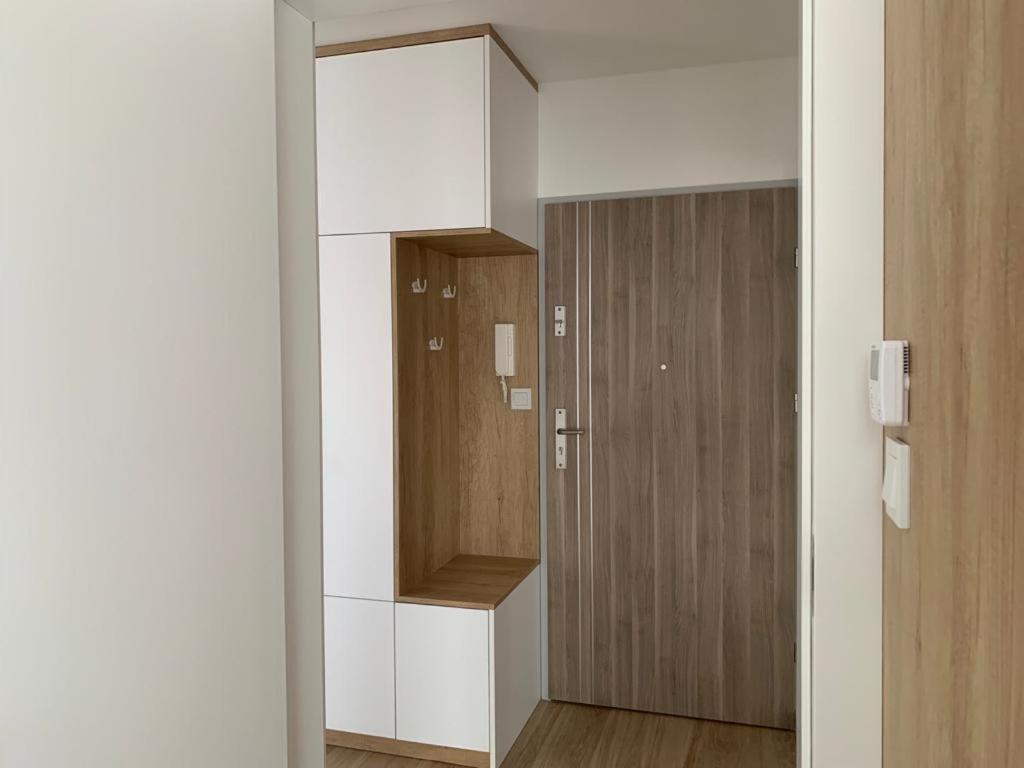 Apartament Nadmorski Z Basenem Klifowa Реваль Экстерьер фото