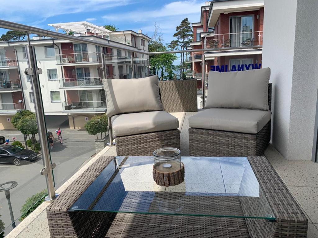 Apartament Nadmorski Z Basenem Klifowa Реваль Экстерьер фото