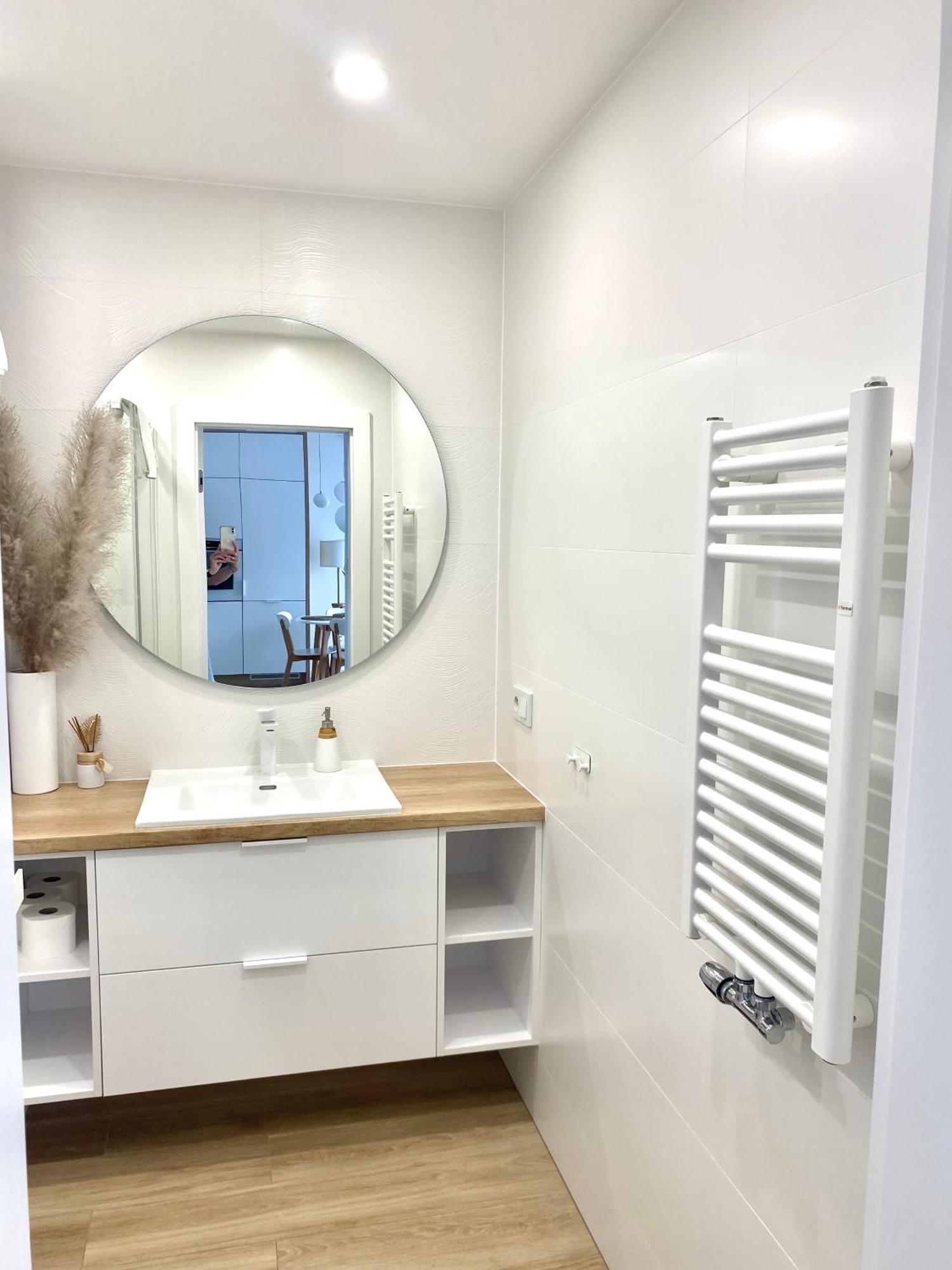 Apartament Nadmorski Z Basenem Klifowa Реваль Экстерьер фото